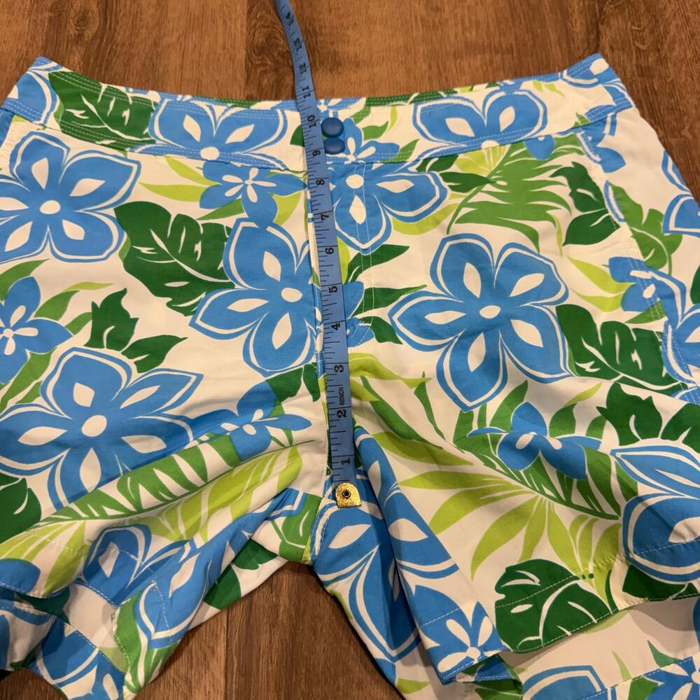 LL Bean Womens Green White Blue Hibiscus Floral Board Swim Shorts Size 8 - Picture 10 of 10